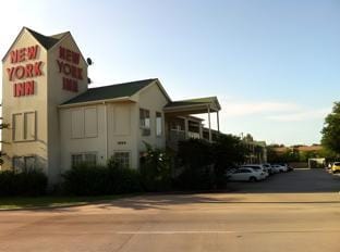 Americas Best Value Inn Arlington Hotel in Arlington