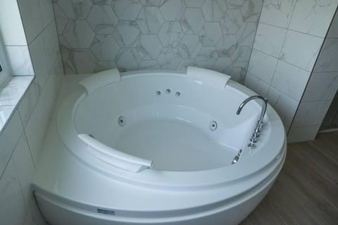 Riverside Lodge Hotel Hotel in England