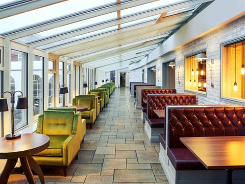 Bar/lounge