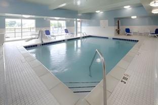 Holiday Inn Express and Suites Kalamazoo West By IHG Hotel in Kalamazoo