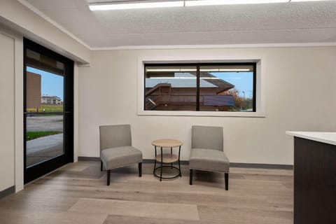 Suburban Studios Peoria Hotel in Peoria