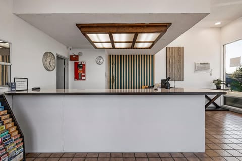 Heritage Inn Express Hayward Motel in San Lorenzo