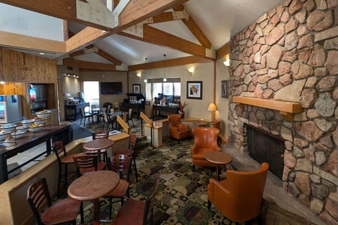 Comfort Inn Near Vail Beaver Creek Hotel in Avon