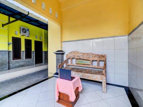 OYO Life 92841 Kos 88 Hotel in Bali