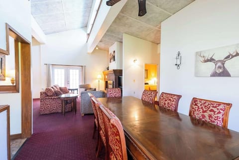 Fireside Inn & Suites Motel in Bangor