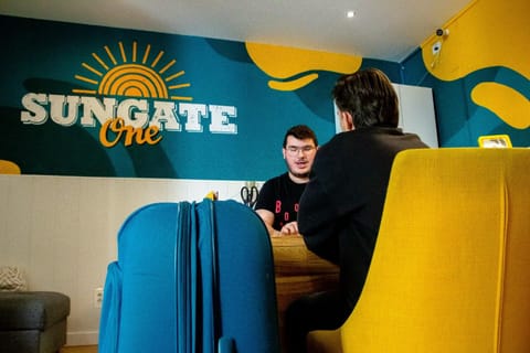 Onefam Sungate Hostel in Centro