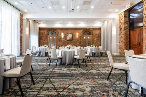 Columbus Marriott Hotel in Phenix City