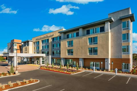 SpringHill Suites by Marriott Belmont Redwood Shores Hotel in Redwood Shores