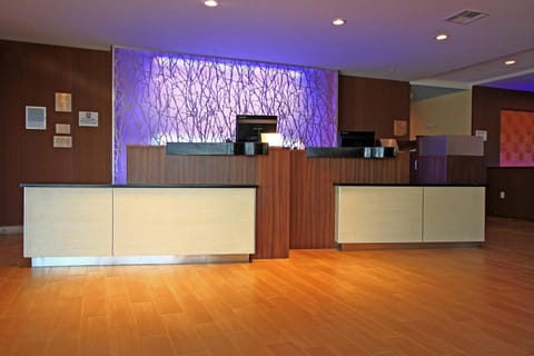 Fairfield by Marriott Inn & Suites London Hotel in London
