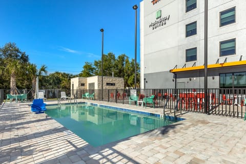 Comfort Suites Fort Myers East I-75 Hotel in North Fort Myers