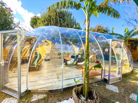 Banana Alaçatı Food & Stay - Adults Only Hotel in Alaçatı