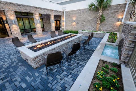 Courtyard by Marriott Lake Jackson Hotel in Lake Jackson