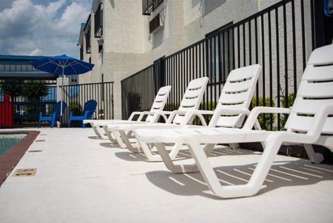 Days Inn by Wyndham Troy Hotel in Alabama