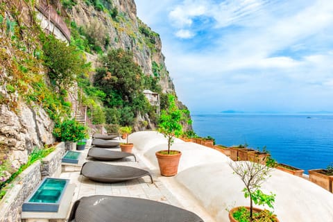 Villa Le Baste Hotel in Furore