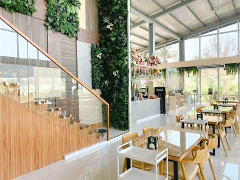 Coffee shop