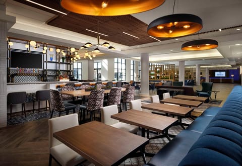 Hilton New Orleans Airport Hotel in Kenner