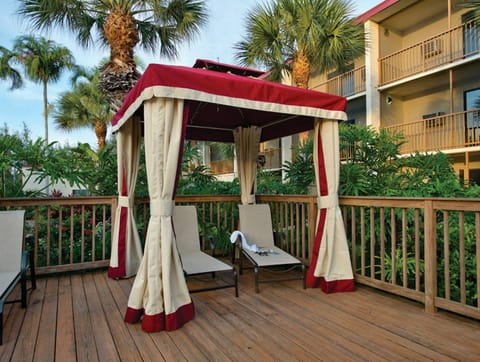 Red Roof PLUS+ & Suites Naples Downtown-5th Ave S Hotel in East Naples