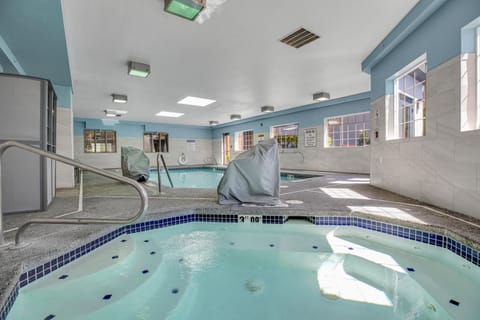 Holiday Inn Express Hotel & Suites Portland - Jantzen Beach By IHG Hotel in Vancouver