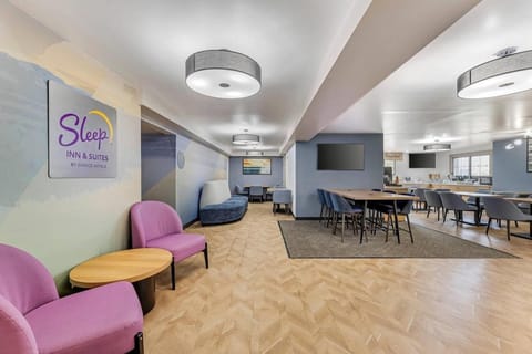 Sleep Inn & Suites Merrillville Hotel in Merrillville