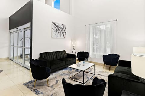 Sonesta Essential Savannah Hotel in Savannah