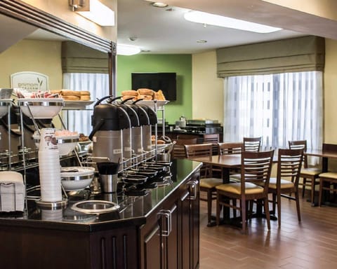 Sleep Inn Charleston North Hotel in Charleston