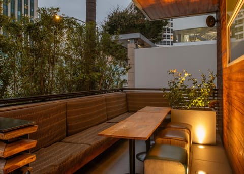 Sirtaj Hotel Hotel in Beverly Hills