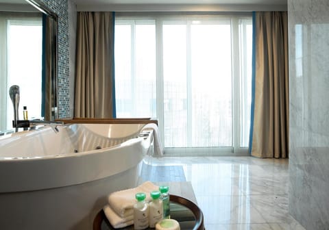 Renaissance Izmir Hotel Hotel in Izmir