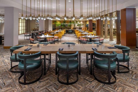 DoubleTree by Hilton San Francisco-Airport Hotel in Burlingame