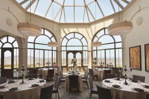 Embassy Suites by Hilton San Francisco Airport Waterfront Hotel in Burlingame