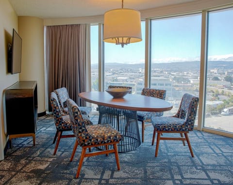 Embassy Suites by Hilton San Francisco Airport Oyster Point Hotel in South San Francisco