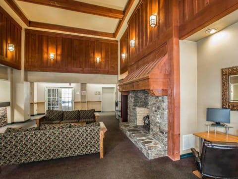 Super 8 By Wyndham Cherokee Hotel in Cherokee