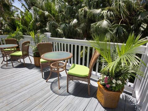 Weatherstation Inn Circa 1911 Hotel in Key West