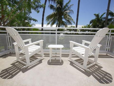 Weatherstation Inn Circa 1911 Hotel in Key West