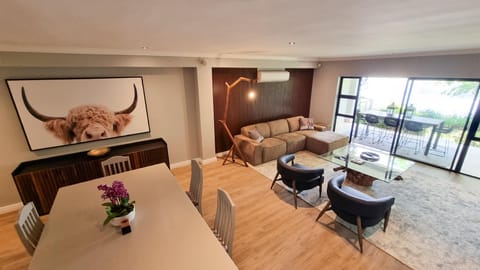 Pearl Valley Golf Lodge Lodge in Cape Town