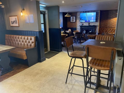 Turf Hotel Inn in England