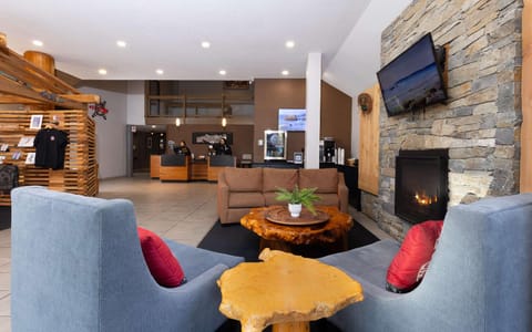 Best Western Plus Tin Wis Resort Hotel in Tofino