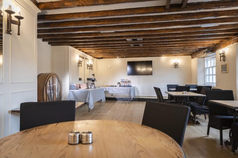 Cromwell Arms Inn in Bovey Tracey