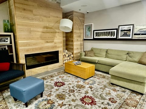 Radiant Inn & Suites Hotel in Murfreesboro