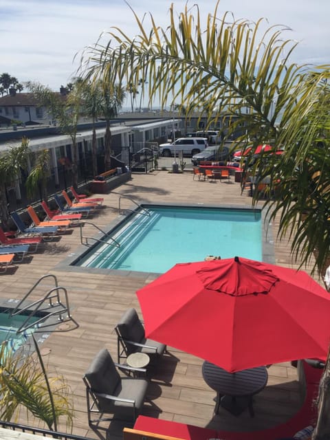 Beach Street Inn and Suites Hotel in Santa Cruz