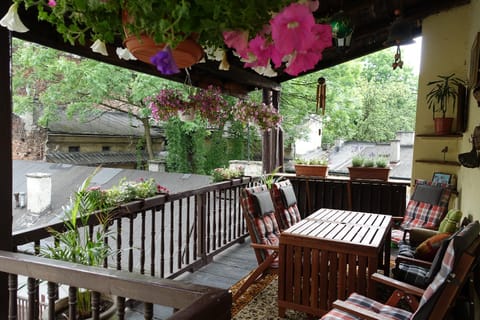 Zwierzyniecka Old Town Apartments by Otium Apartment hotel in Krakow