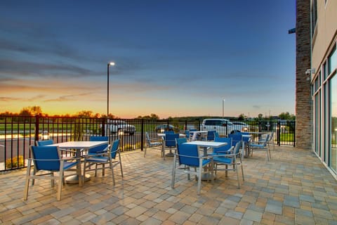 Holiday Inn Express & suites Findlay North By IHG Hotel in Findlay