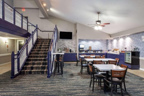 AmericInn by Wyndham Peoria Hotel in Peoria