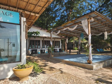 Lanta Island Resort Resort in Sala Dan