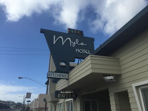 Mylo Hotel Hotel in Daly City