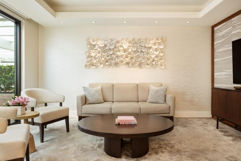 Halepuna Waikiki by Halekulani - NO RESORT FEE Hotel in Honolulu