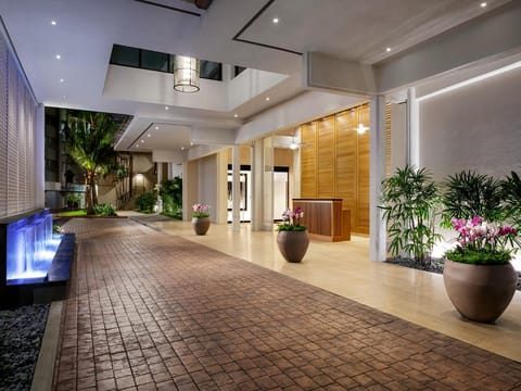 Halepuna Waikiki by Halekulani - NO RESORT FEE Hotel in Honolulu