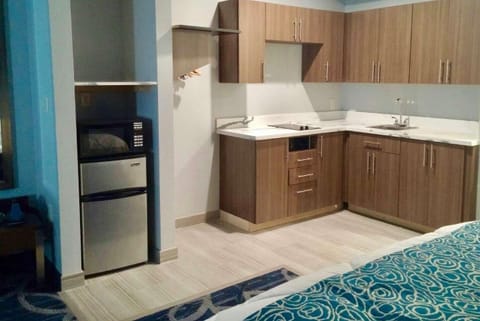 Baymont Inn & Suites Houston Hobby Airport Hotel in Pasadena