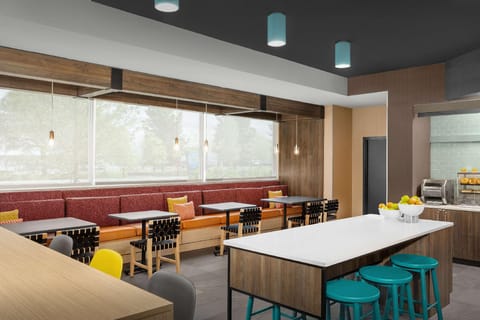 Tru by Hilton Jacksonville West I 295 Hotel in Jacksonville