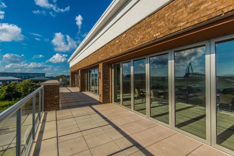 Staybridge Suites Charleston - Mount Pleasant by IHG Hotel in Mount Pleasant