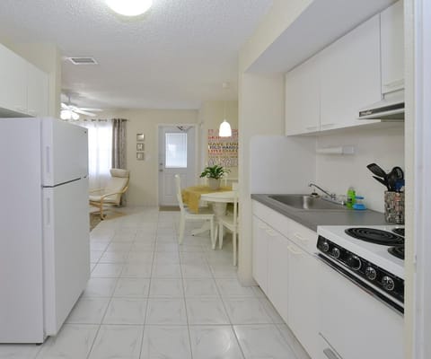 Hollywood by the Sea Hotel in Hollywood Beach